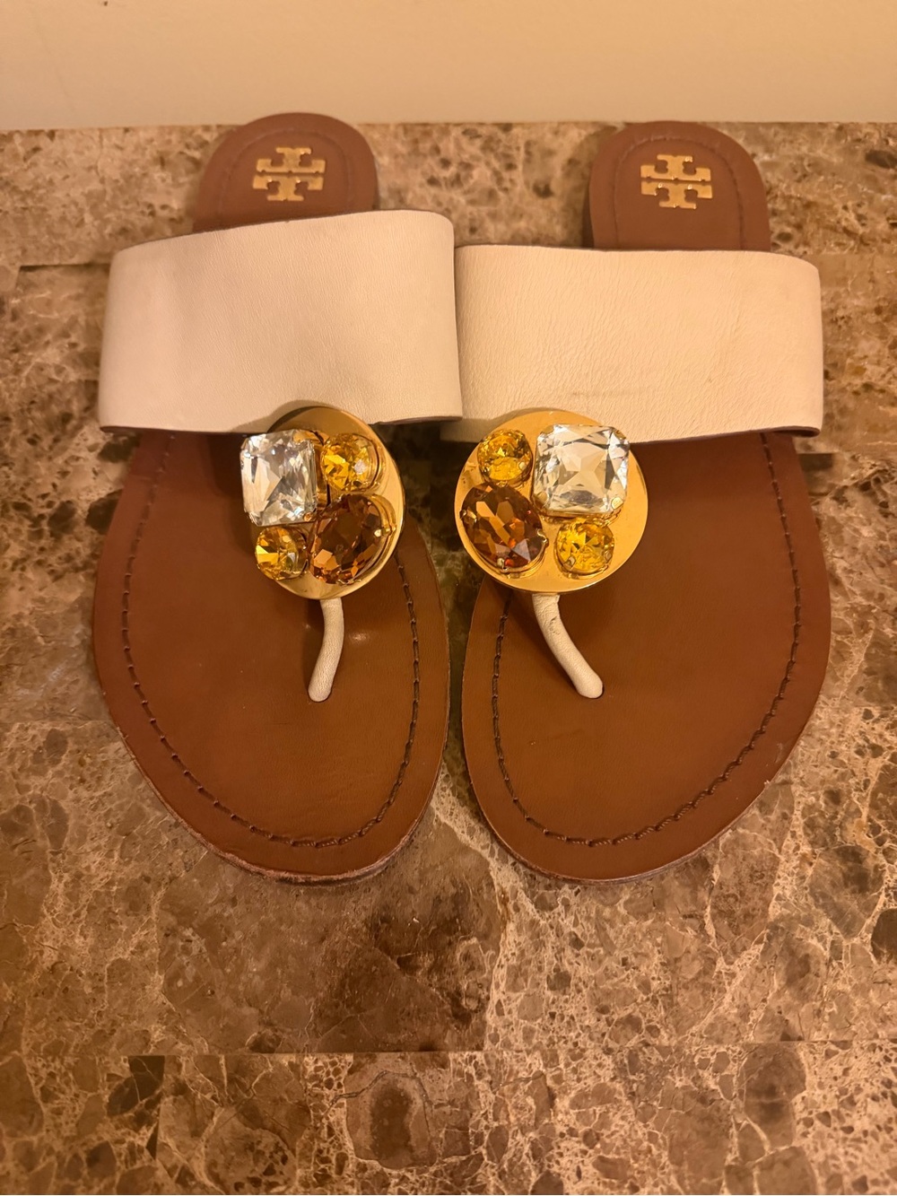 Tory Burch beautiful Women’s Cream Leather Gemstone Accents of Gold Sandals